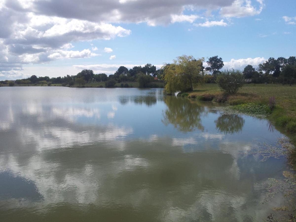 Camping Du Lac De Saujon Exteriér fotografie